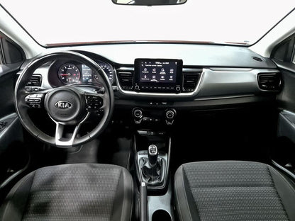 Kia Stonic 1.0 T-GDi 74kW (100CV) MHEV iMT Drive  //  17.094 km