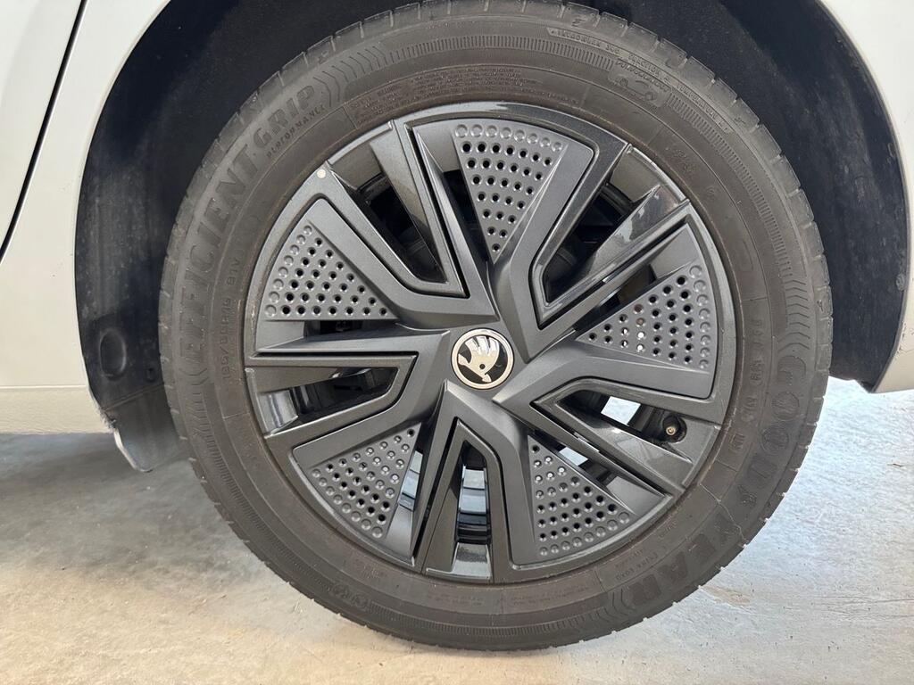 Skoda Fabia 1.0 TSI 85KW (115CV) DSG Selection  //  18.677 km