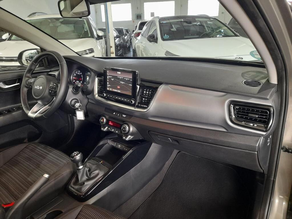 Kia Stonic 1.0 T-GDi 74kW (100CV) MHEV iMT Drive  //  37.500 km