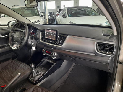 Kia Stonic 1.0 T-GDi 74kW (100CV) MHEV iMT Drive  //  37.500 km
