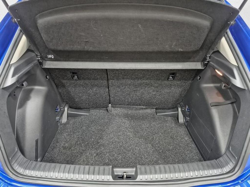 Skoda Fabia 1.0 TSI Selection (95cv) // 30.840km - 2025