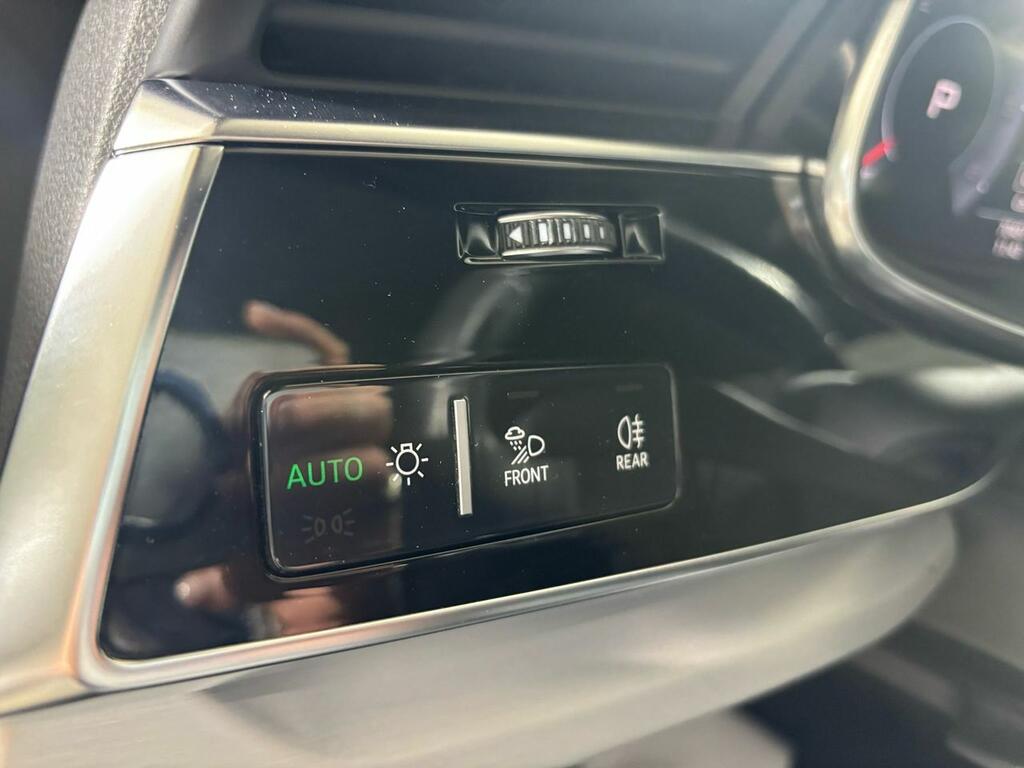 Audi Q8 45 TDI 170kW Black L quattro tiptronic 231 CV  //  70.462 km