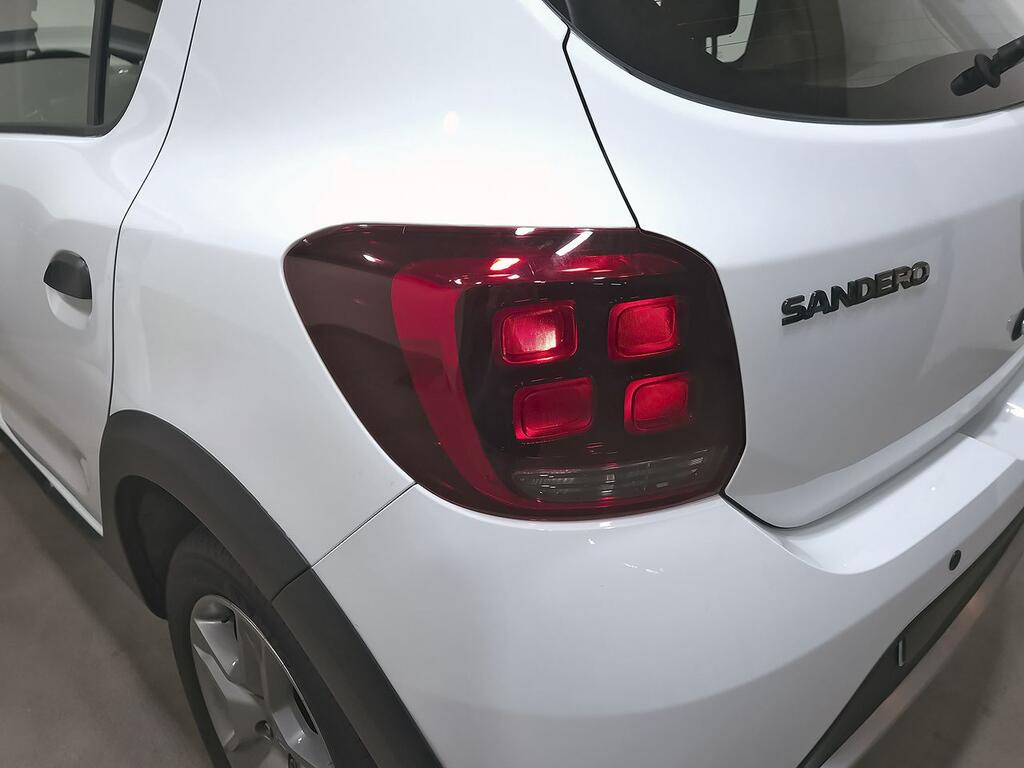 DACIA SANDERO Stepway Essential TCE 66kW (90CV) //  15.108 km