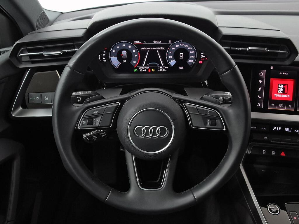 Audi A3 Sportback Advanced 30 TFSI 81kW S tronic  // 20.393 km