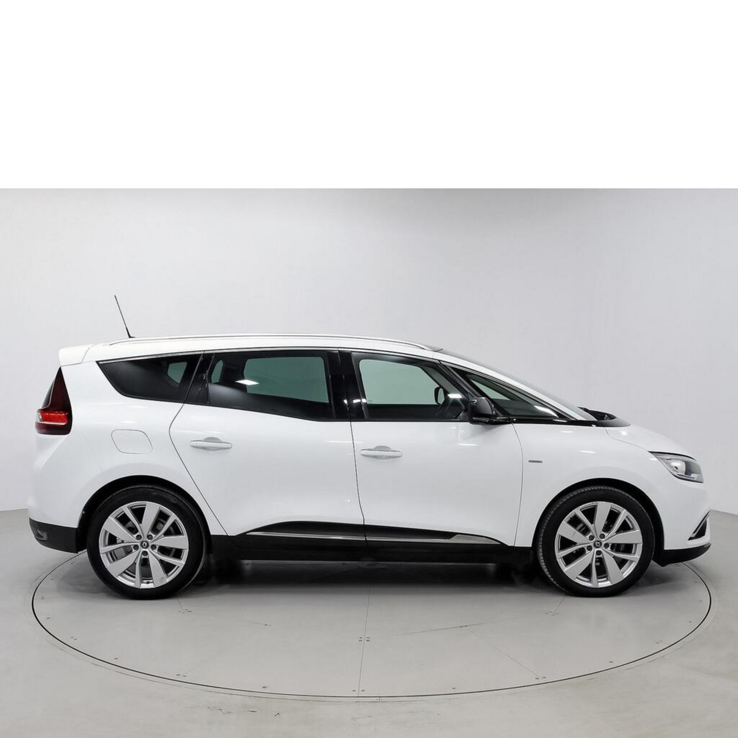 Renault Grand Scénic Limited TCe 103kW (140CV) EDC GPF - SS  //  76.844 km