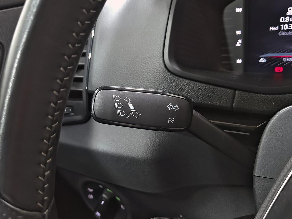 Skoda Karoq 1.5 TSI 110kW (150CV) DSG ACT Sportline  //  10.959 km