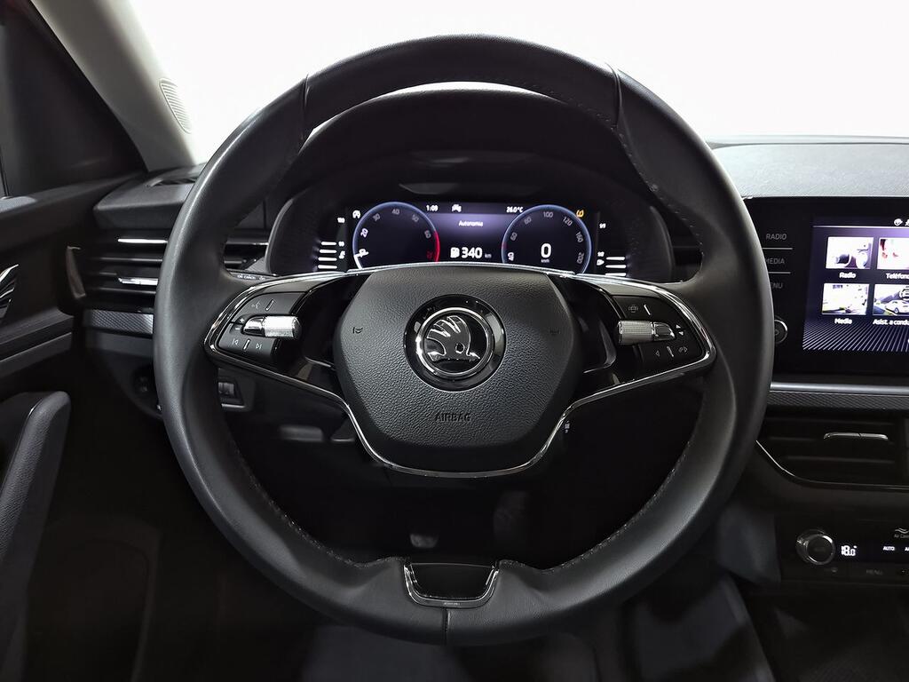 Skoda Scala 1.0 TSI 81KW (110 CV) Ambition //  10.850 km