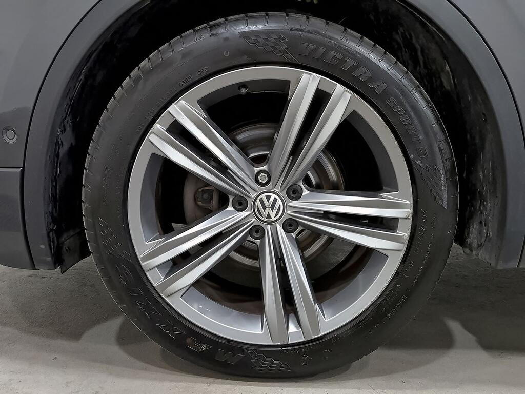 Volkswagen Tiguan Sport 1.5 TSI 110kW (150CV) DSG //  88.770 km