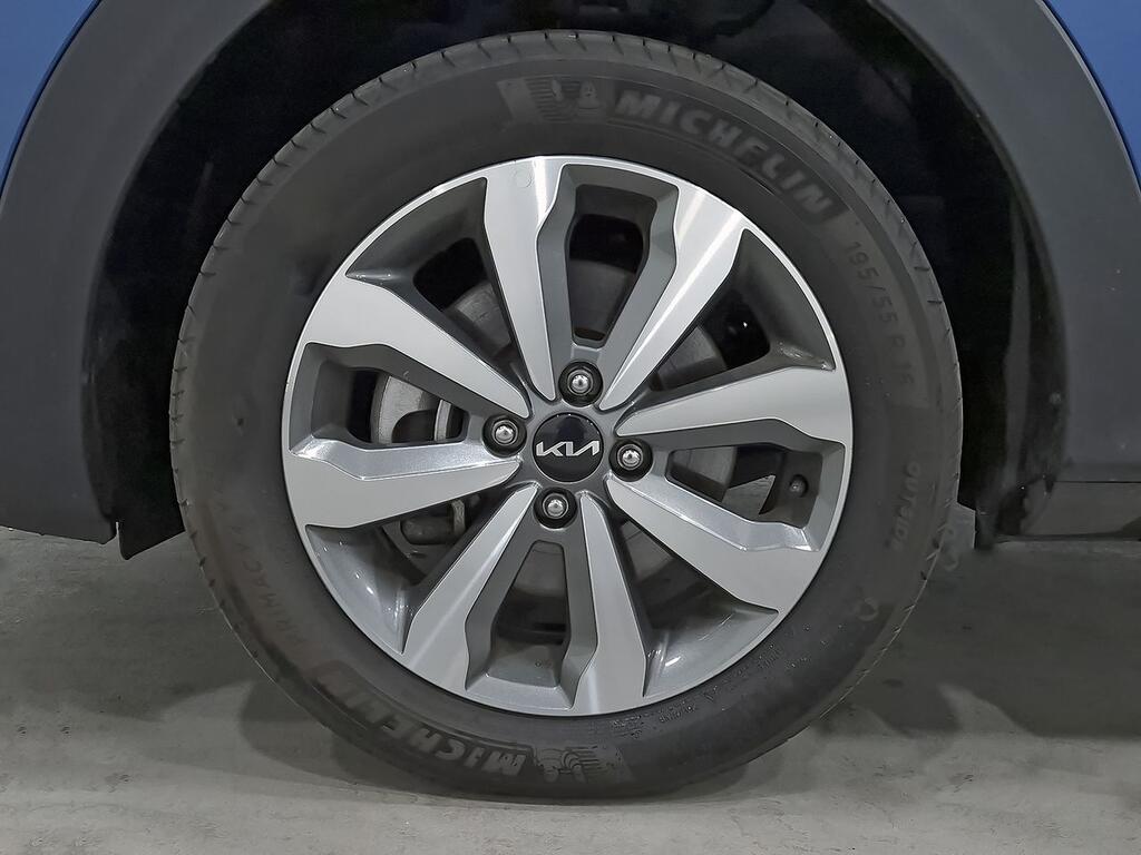Kia Stonic 1.0 T-GDi 74kW (100CV) MHEV MT Drive  //  29.805 km