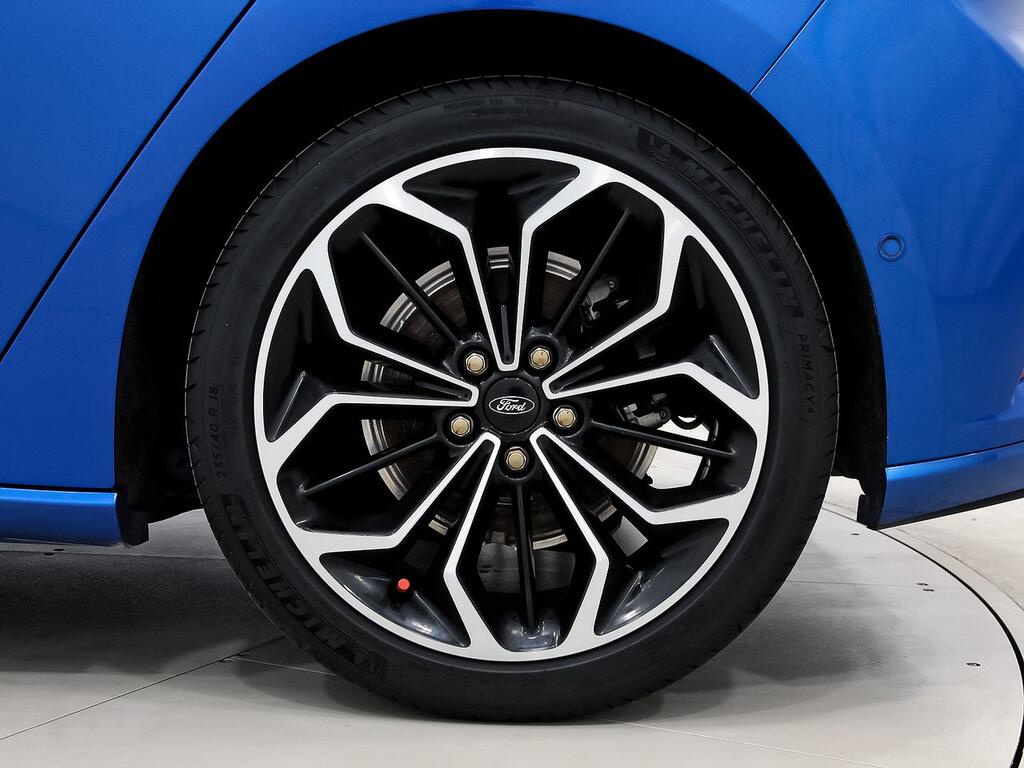 Ford Focus 1.0 Ecoboost MHEV 92kW ST-Line  // 78.098 km