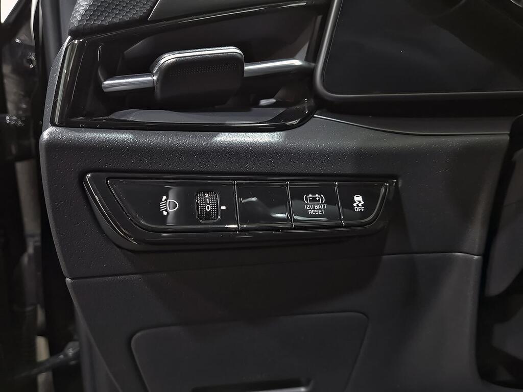 Kia Niro 1.6 GDi HEV 95kW (129CV) Drive  // 26.644 km
