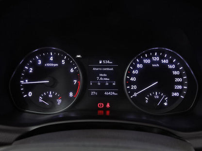 Hyundai i30 1.5 DPI Essence  // 48.966 km