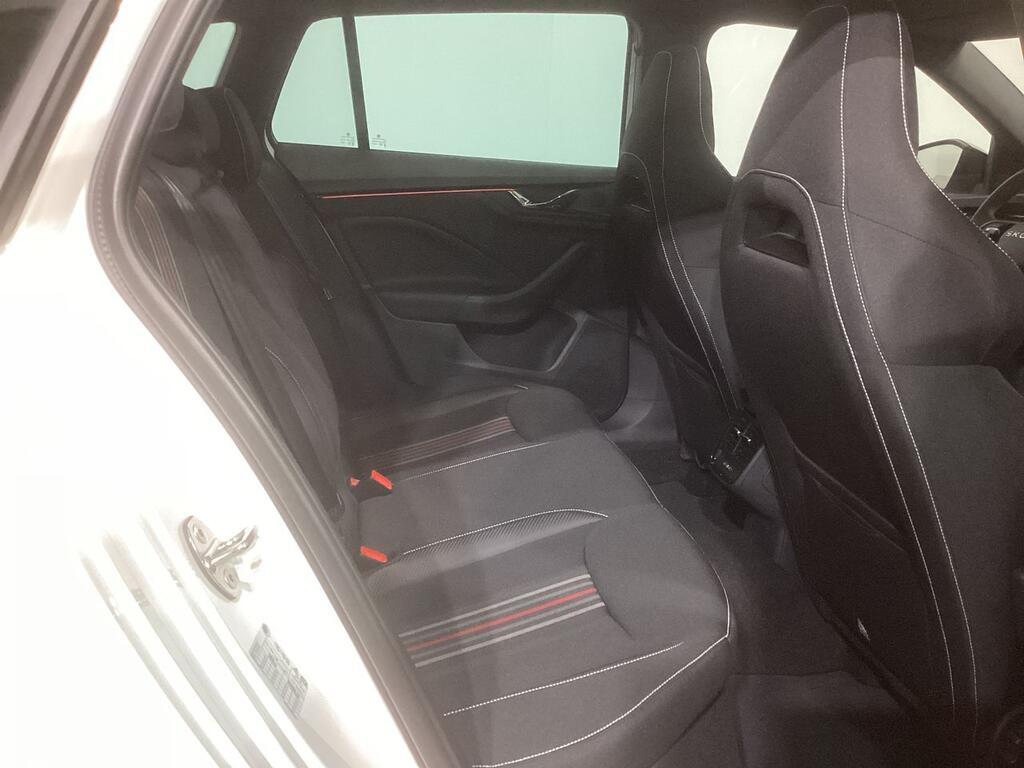 Skoda Scala 1.0 TSI 85KW(115CV) DSG MONTE CARLO  //  1km