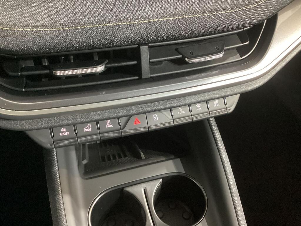 Skoda Elroq 150 kW (204 CV) 63 kWh (59 kwh neta) //  2.845 km