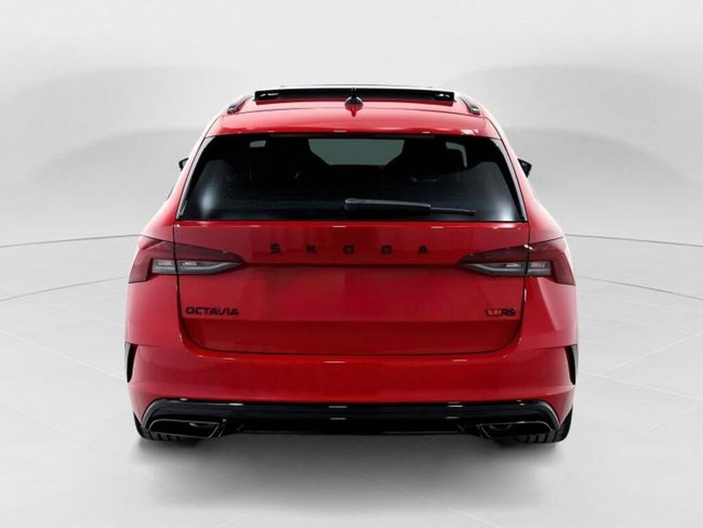 Skoda Octavia Combi 2.0 TSI DSG RS (245cv) // 19.984km - 2024