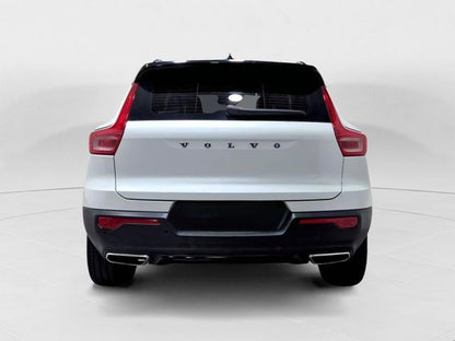 Volvo XC40 1.5 T3 R-Design (156cv) // 63.392km - 2019