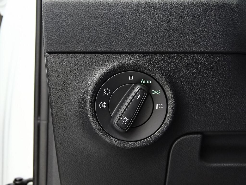 Skoda Karoq 1.5 TSI 110kW (150CV) DSG ACT Ambition  // 17.813 km