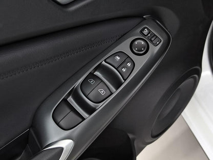 Nissan Juke 1.6 Hybrid 105kW (145CV) N-Connecta  //  1 km
