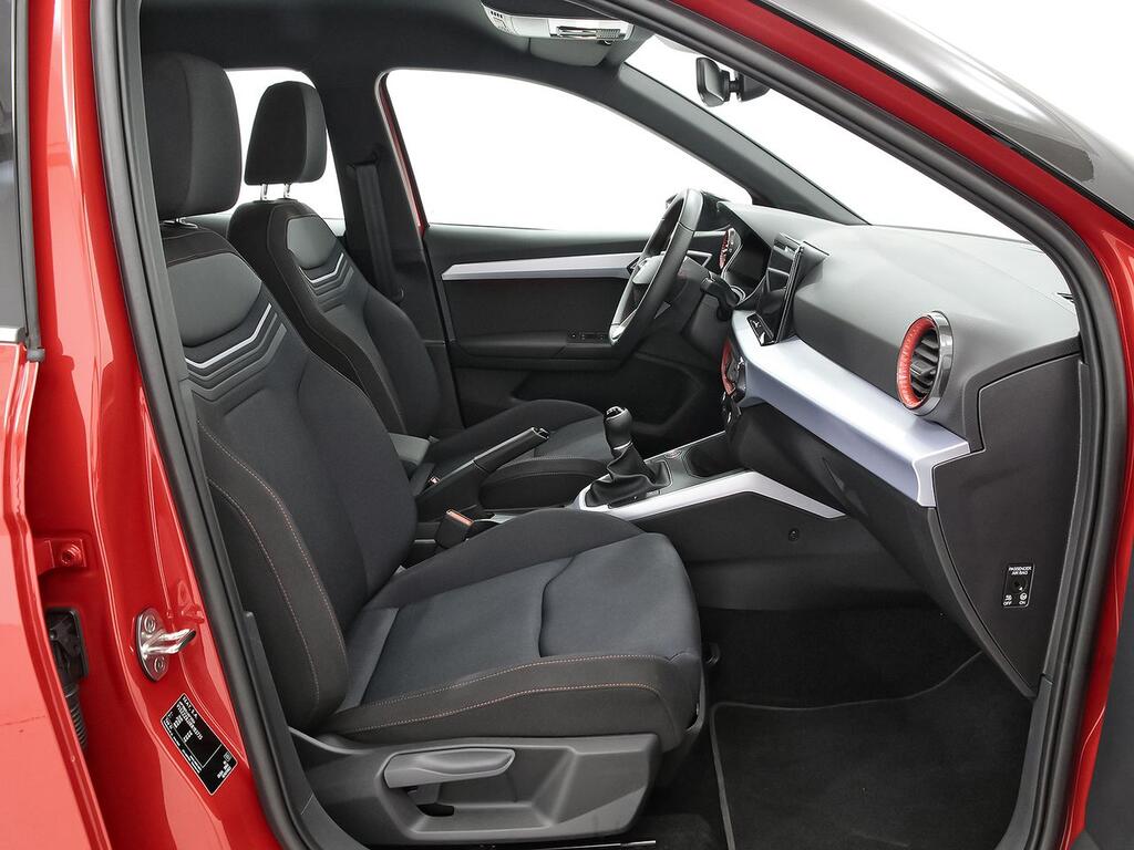 SEAT Arona 1.0 TSI 81kW (110CV) FR XM  //  15.707 km