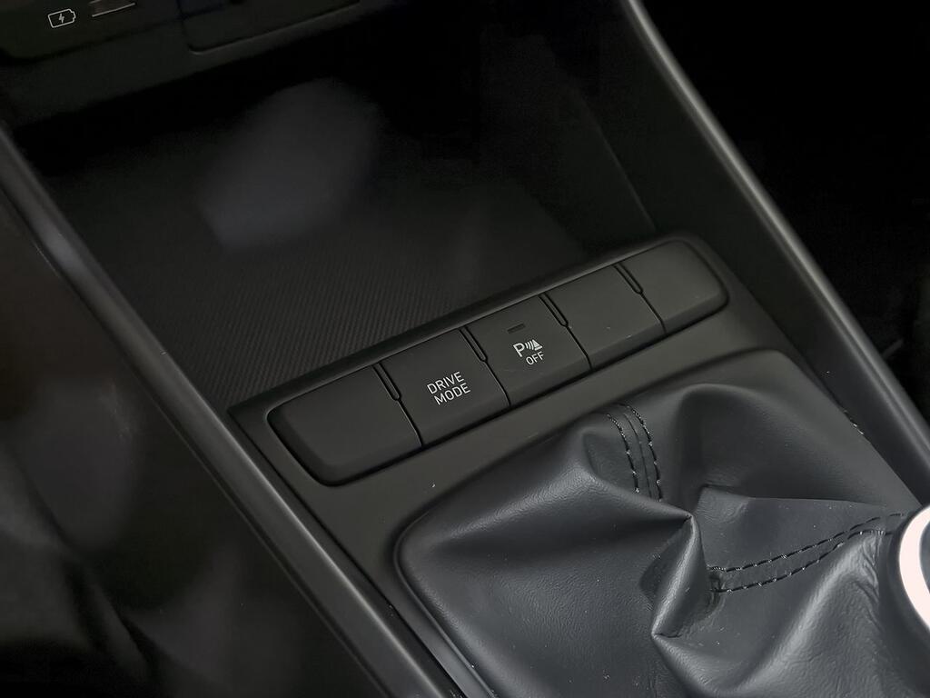 Hyundai Bayon 1.0 TGDI 74kW (100CV) 48V Maxx  //  25.110 km