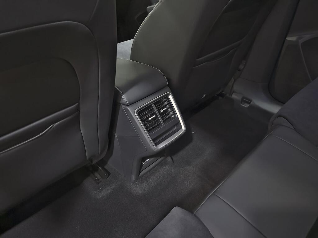 Skoda Elroq 150 kW (204 CV) 63 kWh Sportline  //  1km
