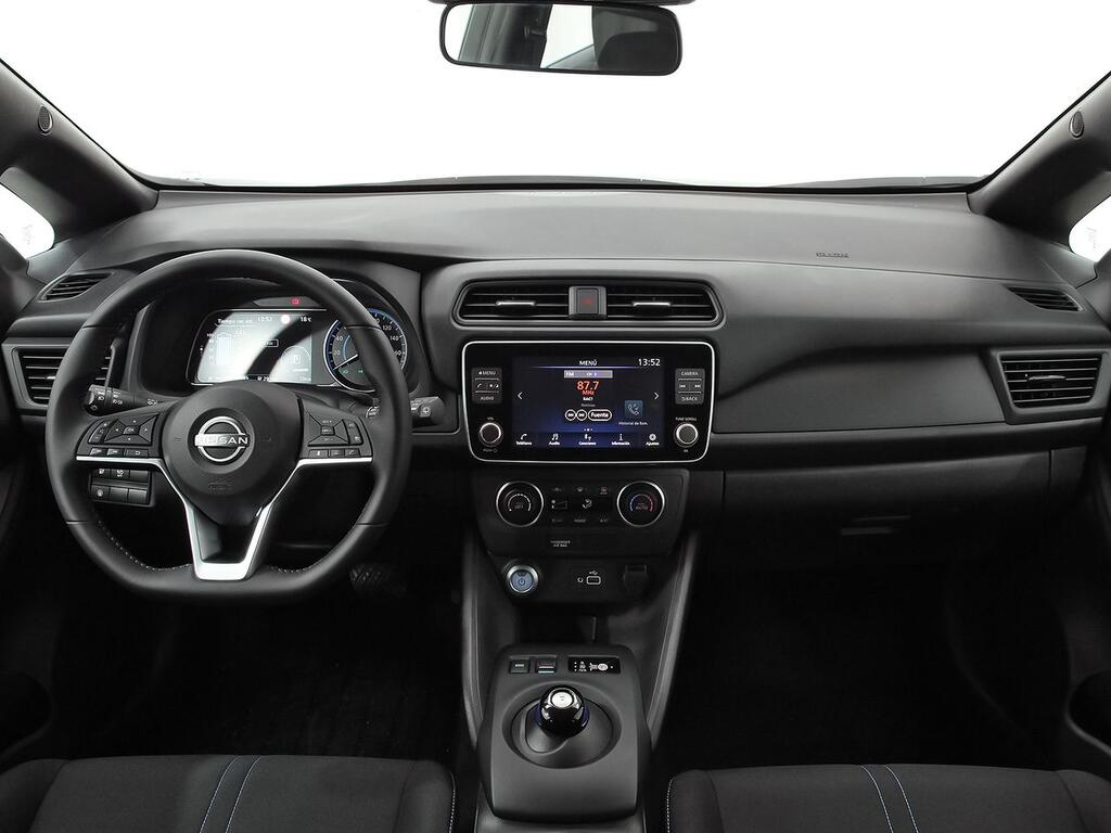 Nissan Leaf 40kWh Acenta 150 CV // 5 km