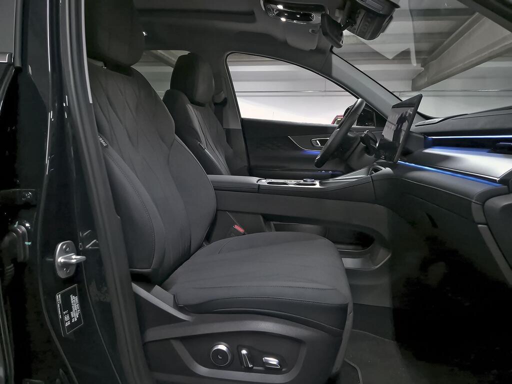 Ebro S800 1.5 TGDI PHEV Luxury E-CVT  //  7.800 km