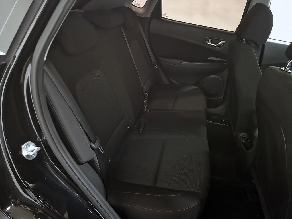 Hyundai Kona 1.6 GDI HEV Maxx DCT 141 CV  //  77.555 km