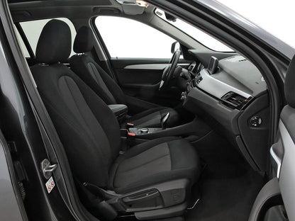 BMW X1 sDrive18i  //  71.441 km