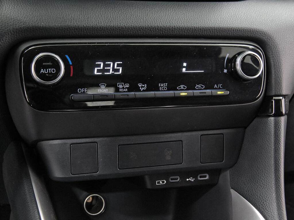 Toyota Yaris 1.5 120H Active Plus  //  39.200 km