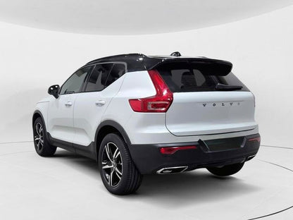 Volvo XC40 1.5 T3 R-Design (156cv) // 63.392km - 2019
