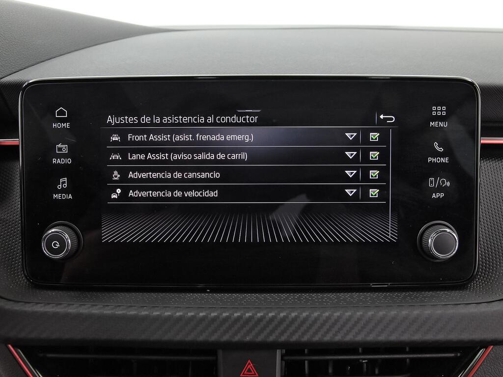 Skoda Kamiq 1.0 TSI 85kW (115CV) DSG MONTE CARLO  //  24.213 km