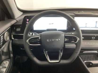 Ebro S700 1.5 TGDI PHEV Luxury E-CVT  //  1 km