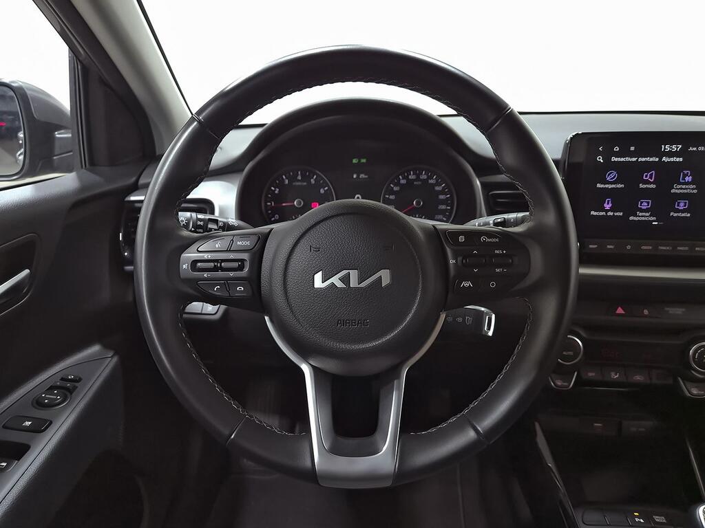 Kia Stonic 1.0 T-GDi 74kW (100CV) MHEV MT Drive  //  22.000 km