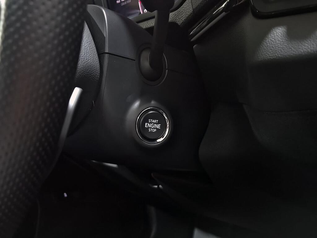 Skoda Karoq 1.5 TSI 110kW (150CV) DSG ACT Sportline  //  10.959 km