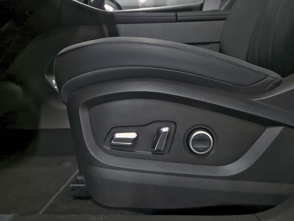 Ebro S800 1.5 TGDI PHEV Luxury E-CVT  //  7.800 km