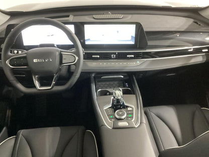 Ebro S700 1.5 TGDI PHEV Luxury E-CVT  //  1 km