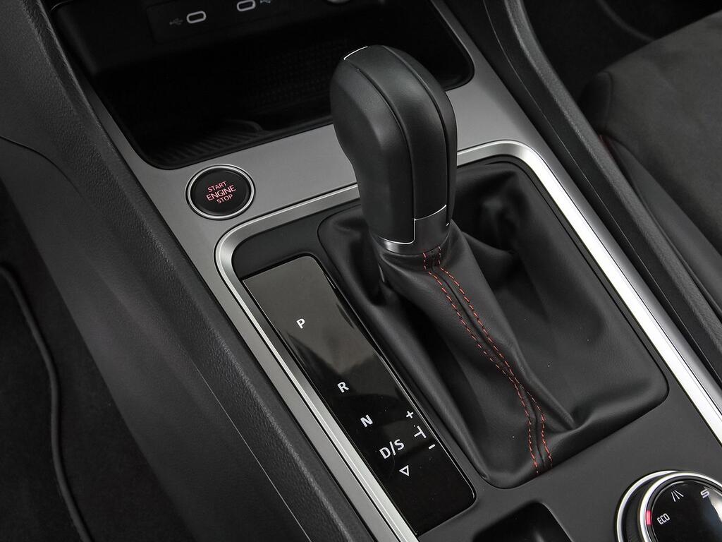 SEAT Ateca 1.5 TSI 110kW DSG FR Special Edition  //  14.041 km