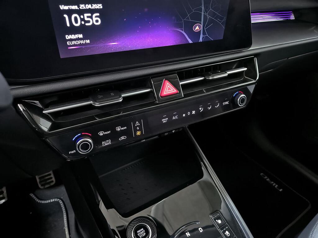 Kia Niro 1.6 GDi PHEV 104kW (141CV) Emotion  //  29.000 km