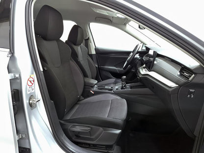 Skoda Octavia Combi 2.0 TDI 85kW (115CV) Design  //  23.704 km