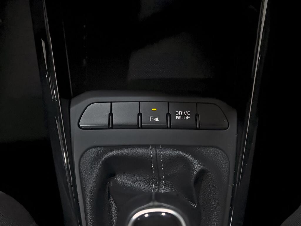 Kia Stonic 1.0 T-GDi 74kW (100CV) MHEV MT Drive  //  29.805 km
