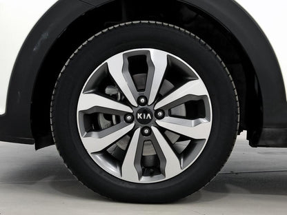 Kia Stonic 1.0 T-GDi 88kW (120CV) MHEV iMT Drive  //  9.000 km