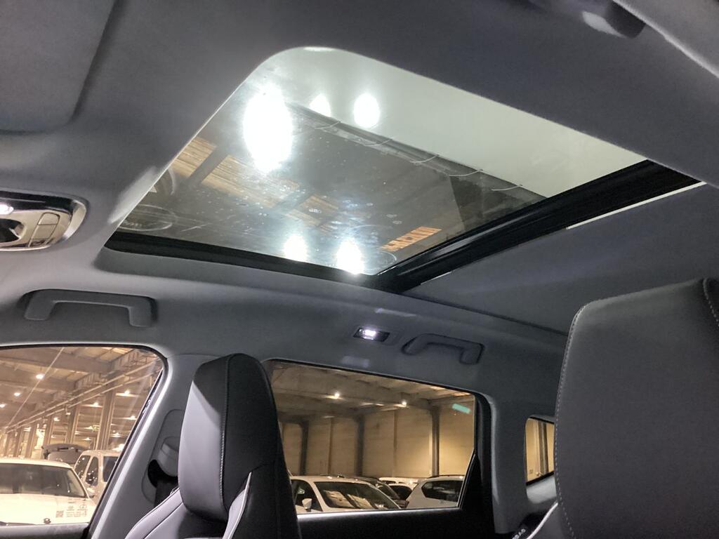 Ebro S700 1.5 TGDI PHEV Luxury E-CVT  //  1 km