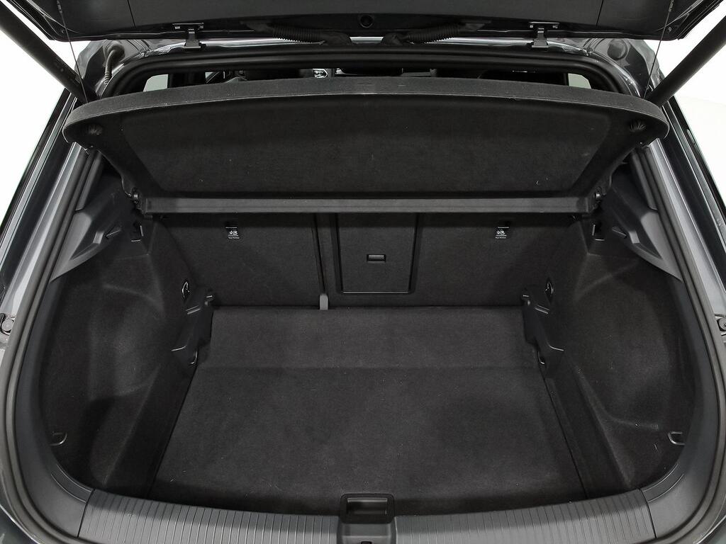 Volkswagen T-Roc R-Line 1.5 TSI 110kW (150CV) DSG  //  21.202 km