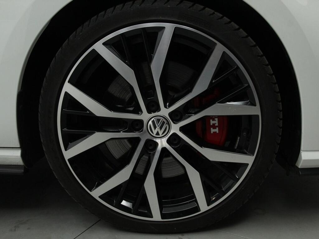 Volkswagen Golf GTI Performance 2.0 TSI 180kW(245CV) DSG