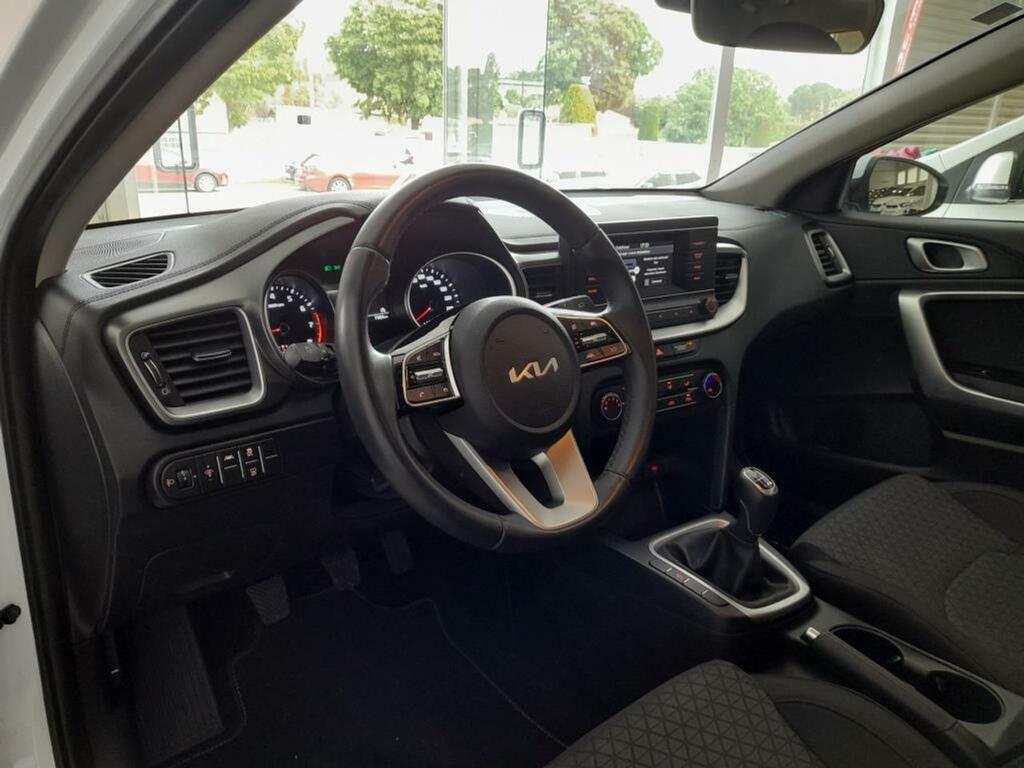 Kia Ceed 1.0 T-GDi 74kW (100CV) Concept //  1 km