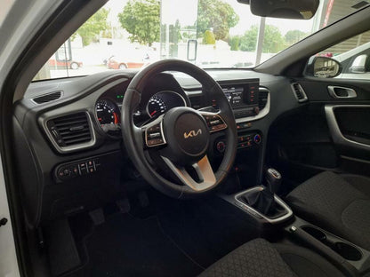 Kia Ceed 1.0 T-GDi 74kW (100CV) Concept //  1 km