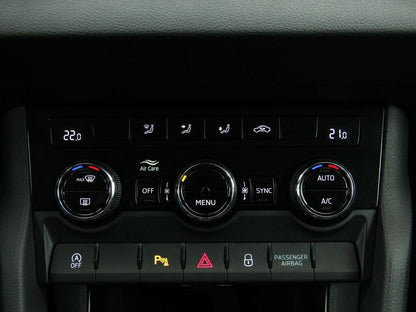 Skoda Karoq 1.5 TSI 110kW (150CV) DSG ACT Ambition  // 17.813 km