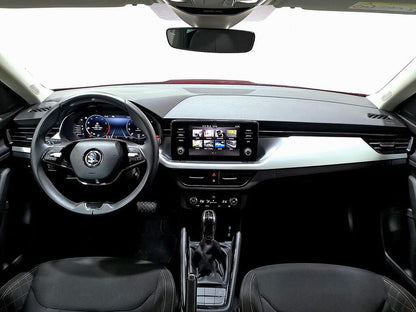 Skoda Kamiq 1.0 TSI 81kW (110CV) DSG AMBITION 110 CV // 22.937 km