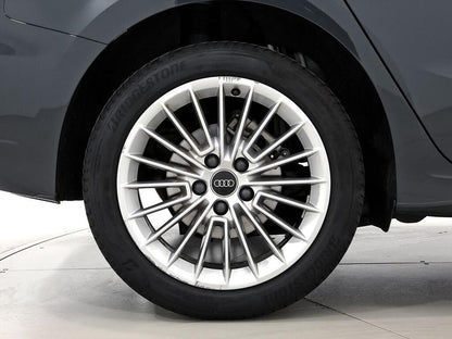 Audi A3 Sportback Advanced 30 TFSI 81kW S tronic  // 20.393 km